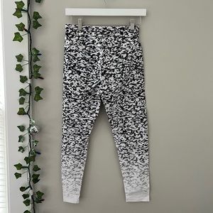 Calvin Klein Black/White Camo Leggings
